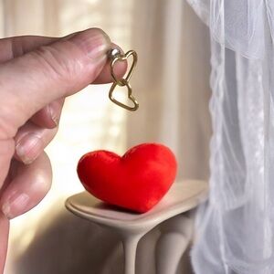 Gold Heart Earrings Sweetheart gift goldtone nice earrings! Quiet luxury